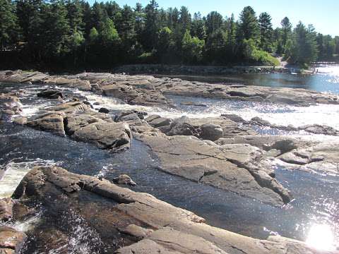 O Cascades De Rawdon